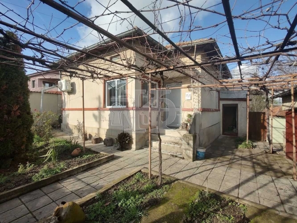 Къща в Добрич, Пинета - 90 кв.м за 736 €/кв.м - Снимка #1