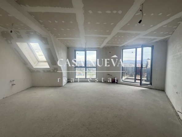 Тристаен апартамент в Перник, Ладовица - 103 кв.м за 723 €/кв.м - Снимка #1