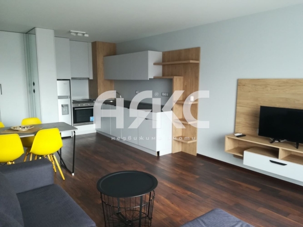 Дава се под наем Двустаен апартамент в София, Студентски град - 67 кв.м за 817.53 € - Снимка #1