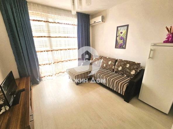 Двустаен апартамент в к.к. Слънчев бряг - 62 кв.м за 1096 €/кв.м - Снимка #1