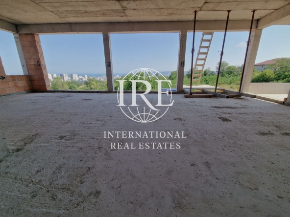 Къща в Варна, Изгрев - 250 кв.м за 953 €/кв.м - Снимка #1