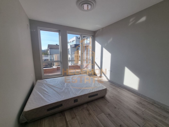 Двустаен апартамент в Варна, Виница - 69 кв.м за 1109 €/кв.м - Снимка #1