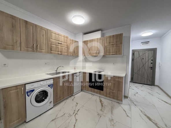 Дава се под наем Двустаен апартамент в Велико Търново, Център - 49 кв.м за 318.75 € - Снимка #1