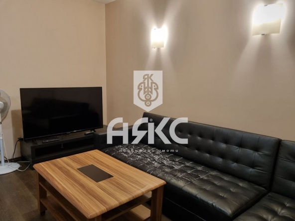 Тристаен апартамент в София, Младост 4 - 84 кв.м за 1579 €/кв.м - Снимка #1