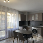 Дава се под наем Двустаен апартамент в Варна, Аспарухово - 55 кв.м за 398.82 € - Снимка #1