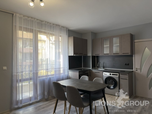 Дава се под наем Двустаен апартамент в Варна, Аспарухово - 55 кв.м за 398.82 € - Снимка #1