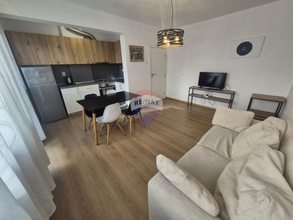 Дава се под наем Тристаен апартамент в Варна, Нептун - 86 кв.м за 698.19 € - Снимка #1