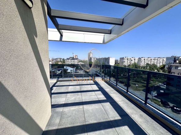 Тристаен апартамент в Пловдив, Христо Смирненски - 167 кв.м за 513 €/кв.м - Снимка #1