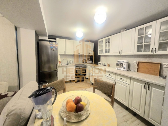 Двустаен апартамент в Варна, Гръцка махала - 40 кв.м за 1722 €/кв.м - Снимка #1