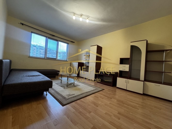 Дава се под наем Четиристаен апартамент в Варна, Цветен квартал - 100 кв.м за 598.23 € - Снимка #1