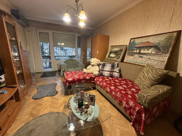Тристаен апартамент в София, Бъкстон - 85 кв.м за 1679 €/кв.м - Снимка #1