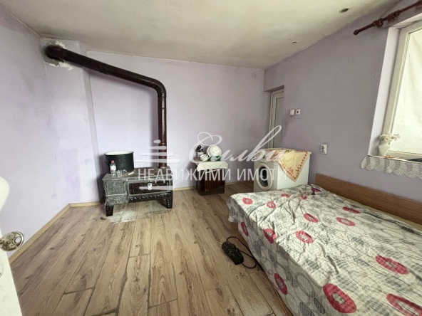 Къща в Шумен, м-т Чашка - 40 кв.м за 1339 €/кв.м - Снимка #1