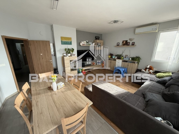 Тристаен апартамент в с. Волуяк, Област София-град - 122 кв.м за 941 €/кв.м - Снимка #1