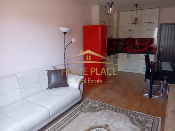 Дава се под наем Двустаен апартамент в Варна, Колхозен пазар - 75 кв.м за 518.67 € - Снимка #1