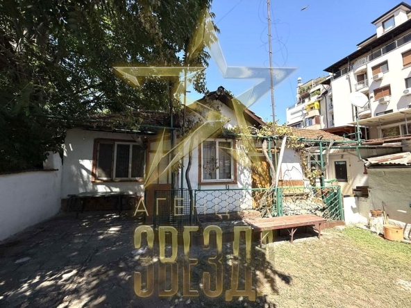 Къща в Пловдив, Център - 92 кв.м за 1081 €/кв.м - Снимка #1