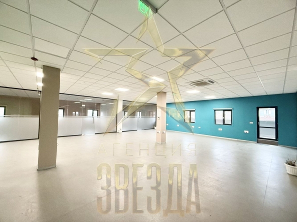 Дава се под наем Офис в Пловдив, Център - 668 кв.м за 4887.33 € - Снимка #1