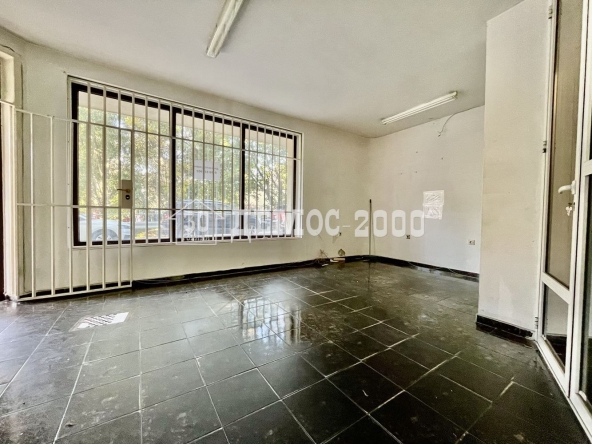 Дава се под наем Магазин в Варна, Завод Дружба - 68 кв.м за 1275 € - Снимка #1
