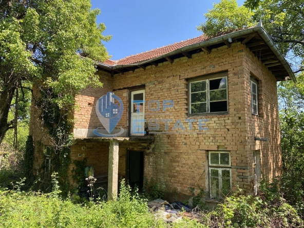 Къща в с. Сухолоевци, Област Габрово - 80 кв.м за 82 €/кв.м - Снимка #1