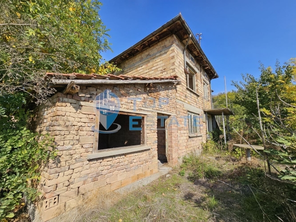 Къща в с. Драгомирово, Област Велико Търново - 148 кв.м за 44 €/кв.м - Снимка #1