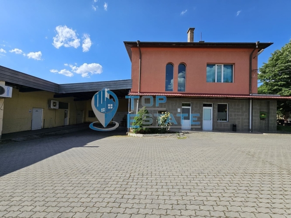 Промишлена сграда в с. Поликраище, Област Велико Търново - 1624 кв.м за 157 €/кв.м - Снимка #1