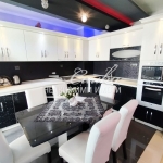 Тристаен апартамент в Шумен, Пазара - 90 кв.м за 1417 €/кв.м - Снимка #1