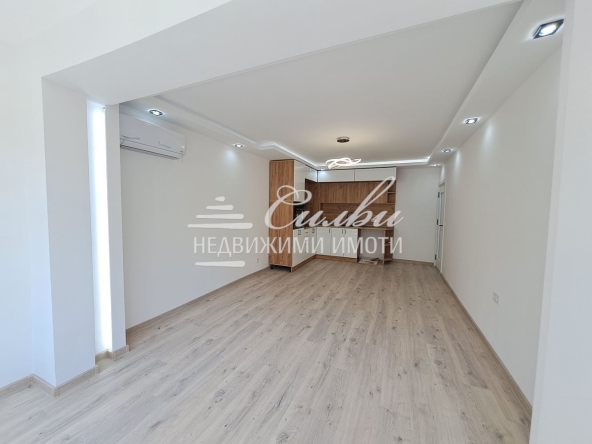 Двустаен апартамент в Шумен, Тракия - 64 кв.м за 1507 €/кв.м - Снимка #1