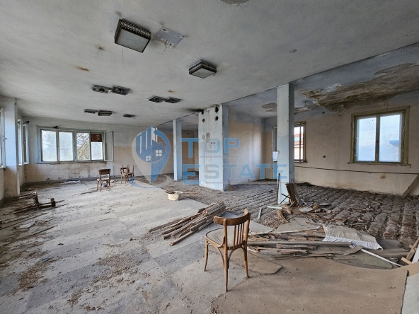 Хотел в с. Овча могила, Област Велико Търново - 285 кв.м за 68 €/кв.м - Снимка #1