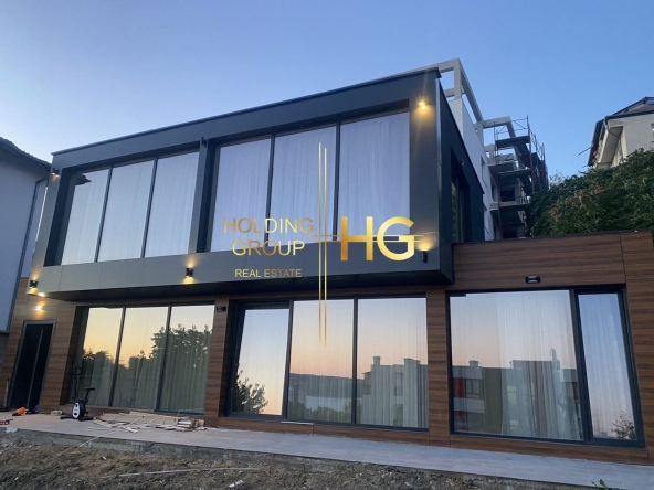 Къща в Варна, Бриз - 260 кв.м за 2212 €/кв.м - Снимка #1