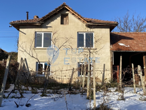 Къща в с. Коевци, Област Велико Търново - 110 кв.м за 105 €/кв.м - Снимка #1