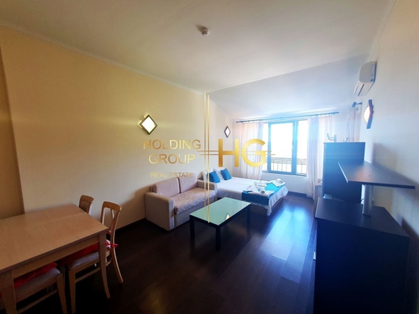 Двустаен апартамент в к.к. Златни пясъци - 68 кв.м за 1148 €/кв.м - Снимка #1