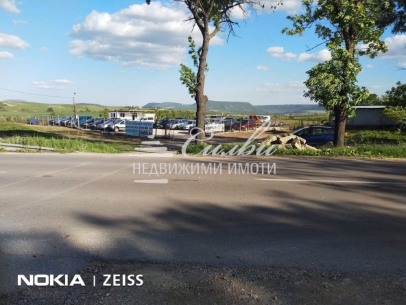 Парцел в Нови пазар - 4200 кв.м за 13493 €/кв.м - Снимка #1