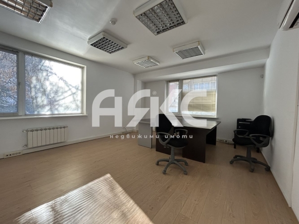 Дава се под наем Офис в София, Гео Милев - 108 кв.м за 861.39 € - Снимка #1