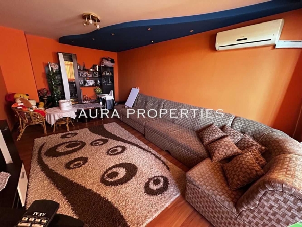 Тристаен апартамент в Разград, Орел - 80 кв.м за 1020 €/кв.м - Снимка #1