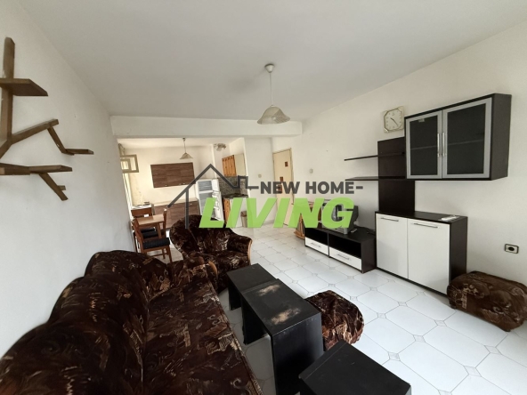 Тристаен апартамент в Пловдив, Кършияка - 104 кв.м за 809 €/кв.м - Снимка #1