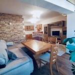 Дава се под наем Тристаен апартамент в Варна, Лятно кино Тракия - 90 кв.м за 727.77 € - Снимка #1