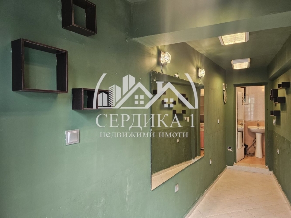 Дава се под наем Офис в София, Зона Б-18 - 15 кв.м за 204 € - Снимка #1