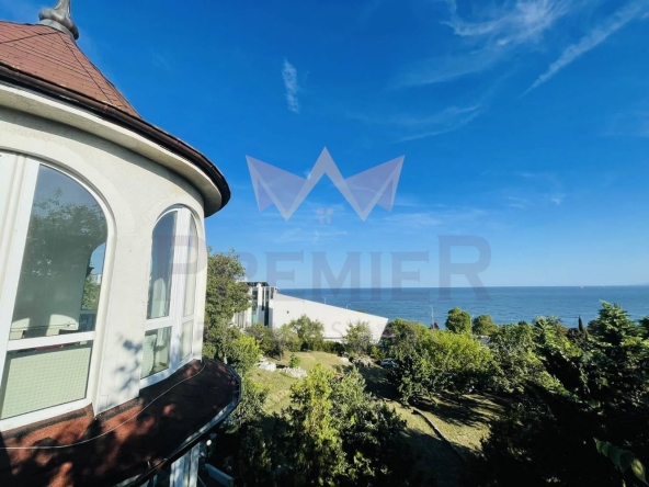 Къща в Варна, Бриз - 635 кв.м за 1071 €/кв.м - Снимка #1