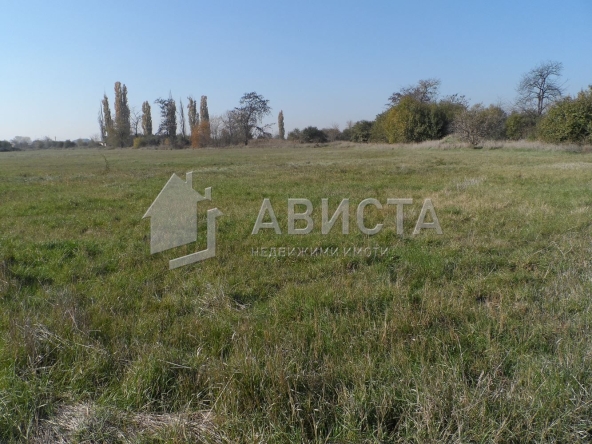 Дава се под наем Парцел в София, Малашевци - 3000 кв.м за 1396.38 € - Снимка #1
