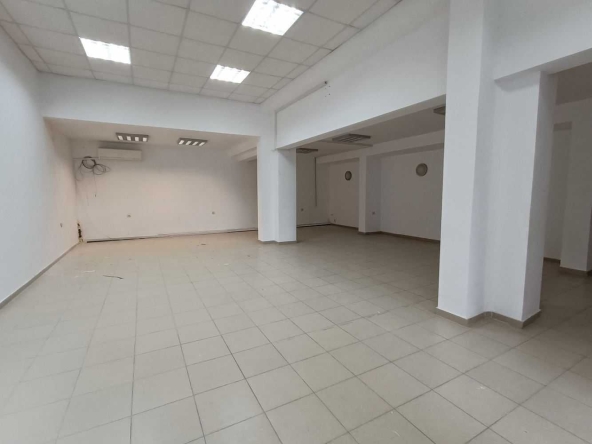 Магазин в Велико Търново, Център - 115 кв.м за 685 €/кв.м - Снимка #1