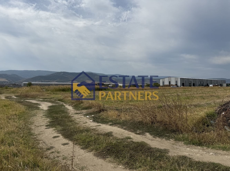 Парцел в Пловдив, Беломорски - 5199 кв.м за 16 €/кв.м - Снимка #1