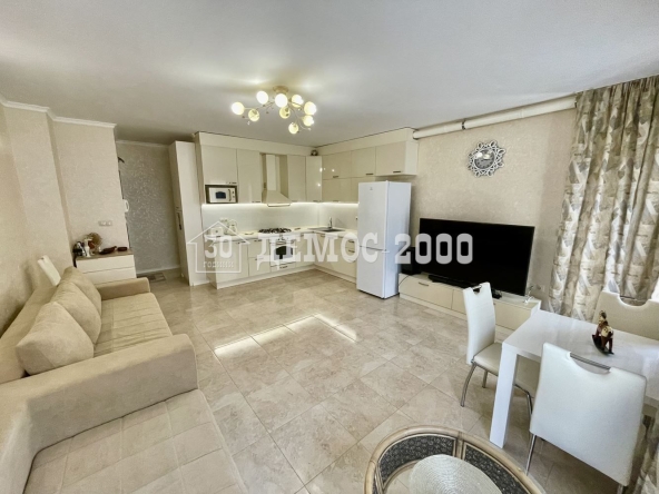 Двустаен апартамент в Варна, Бриз - 86 кв.м за 1779 €/кв.м - Снимка #1