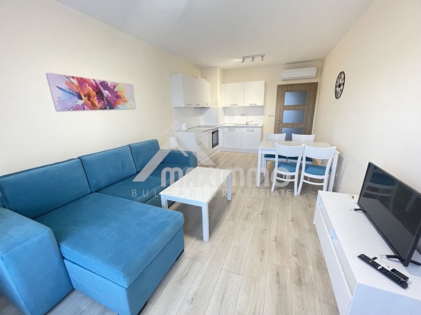 Двустаен апартамент в Варна, Аспарухово - 65 кв.м за 8 €/кв.м - Снимка #1