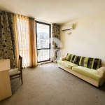 Двустаен апартамент в к.к. Слънчев бряг - 82 кв.м за 696 €/кв.м - Снимка #1