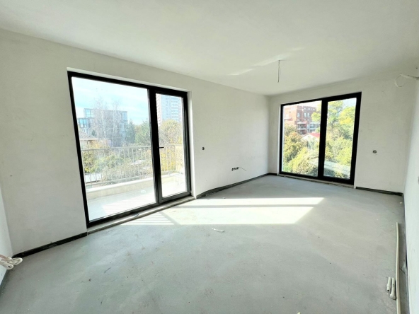 Тристаен апартамент в София, Овча купел - 83 кв.м за 1850 €/кв.м - Снимка #1