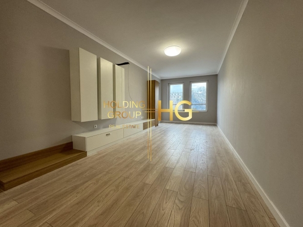 Двустаен апартамент в к.к. Св.Св. Константин и Елена - 77 кв.м за 1074 €/кв.м - Снимка #1