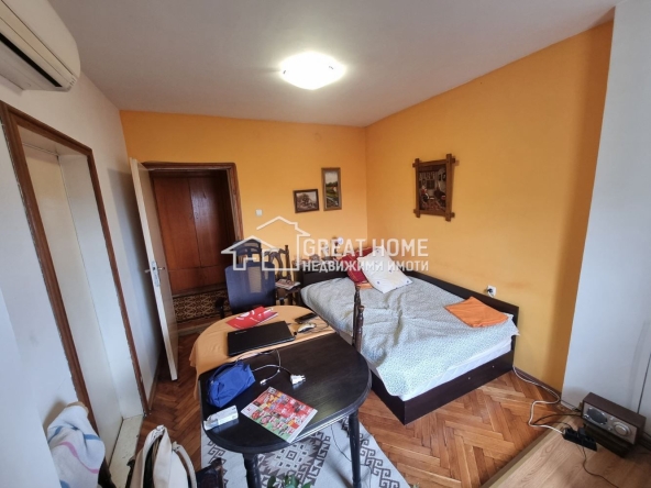 Тристаен апартамент в Търговище, Център - 80 кв.м за 1059 €/кв.м - Снимка #1
