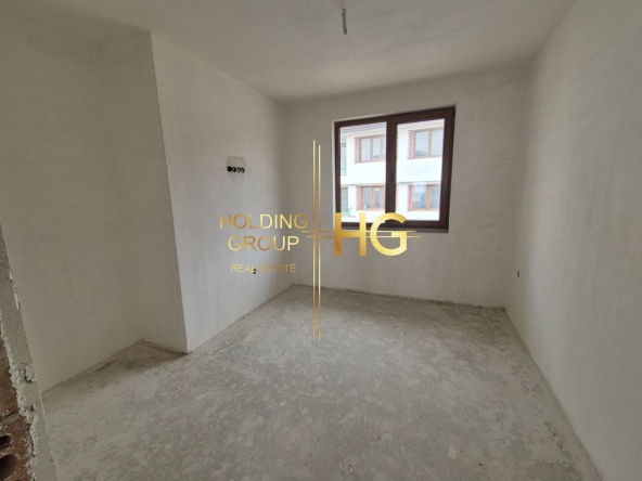 Тристаен апартамент в Варна, Виница - 137 кв.м за 740 €/кв.м - Снимка #1