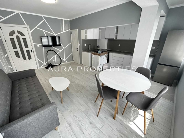 Дава се под наем Двустаен апартамент в Разград, Житница - 55 кв.м за 488.58 € - Снимка #1