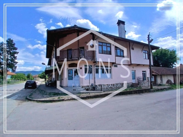 Хотел в с. Горско ново село, Област Велико Търново - 800 кв.м за 109 €/кв.м - Снимка #1