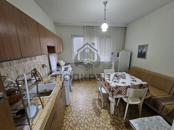 Тристаен апартамент в Пловдив, Кючук Париж - 86 кв.м за 786 €/кв.м - Снимка #1